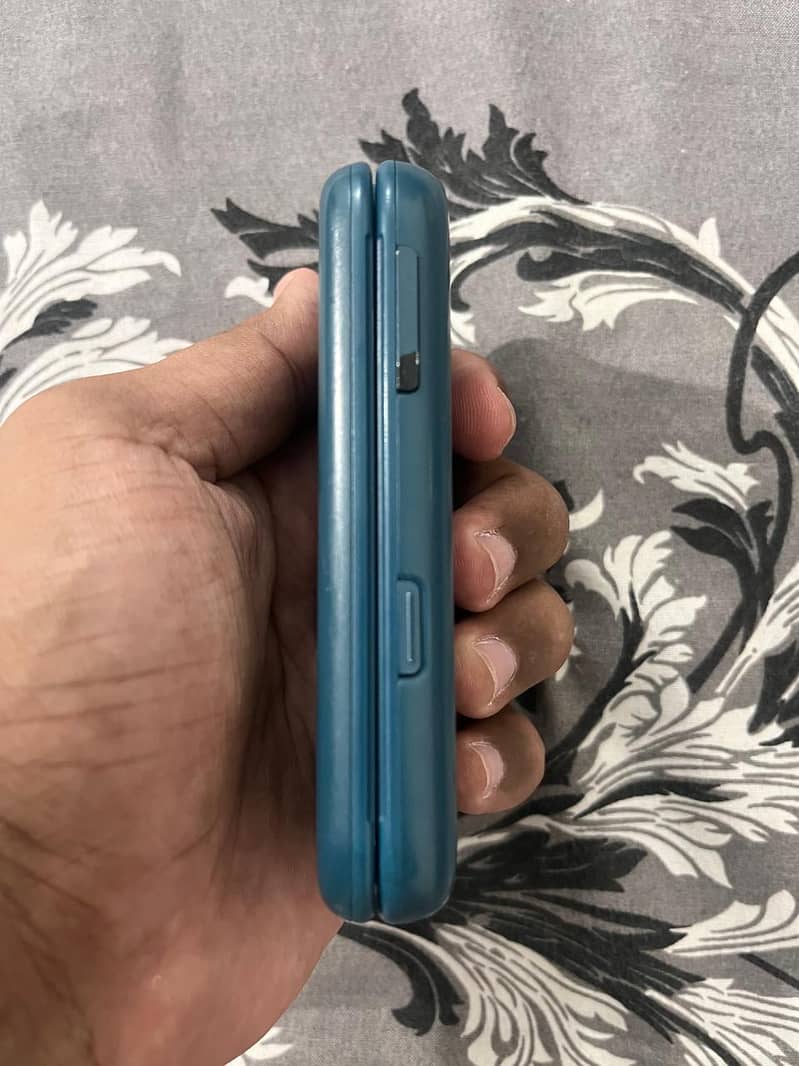 Nokia 2660 3
