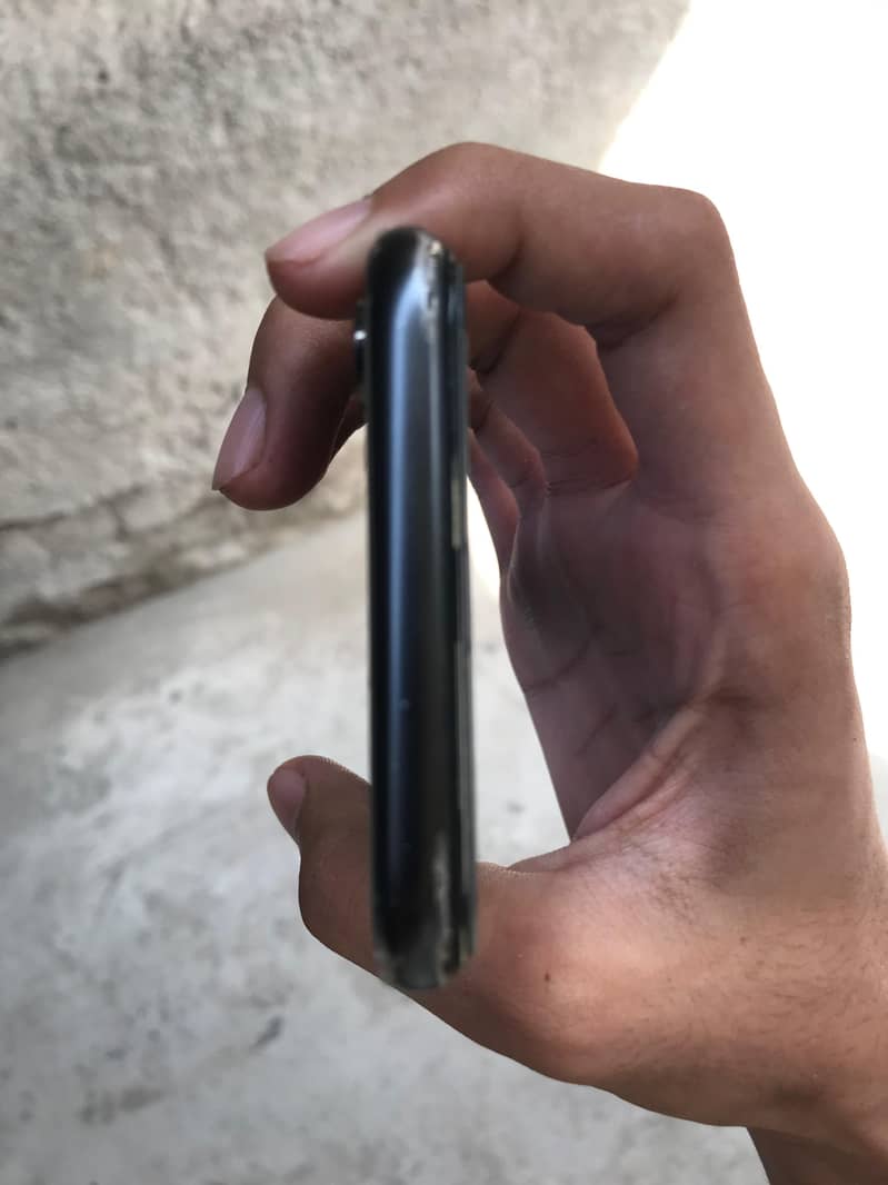 Apple iPhone X 1