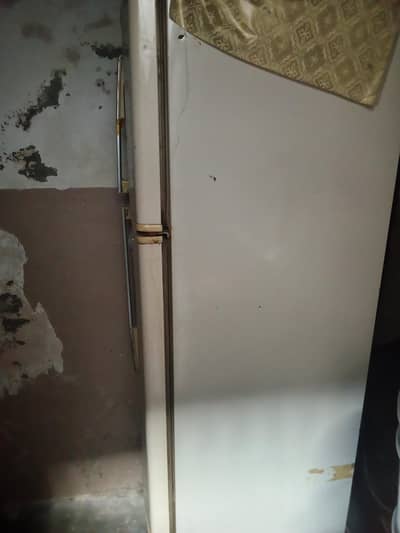 Dawlance medium for sale need for money