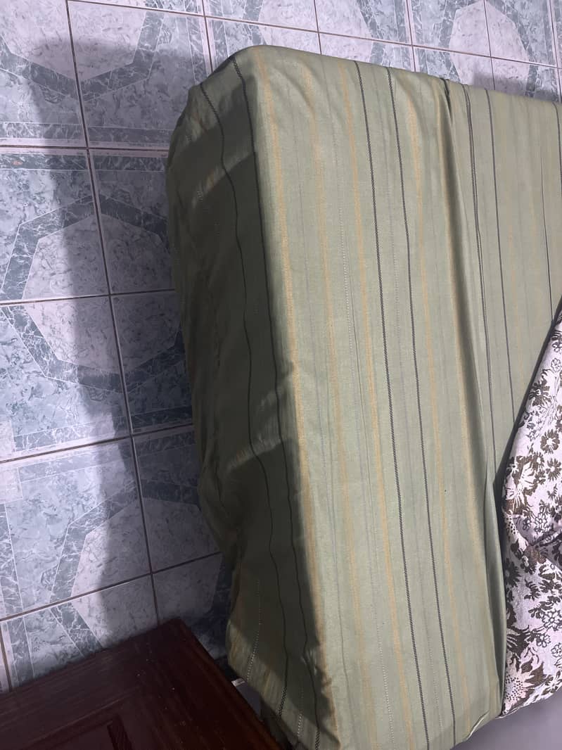 Single bed 1