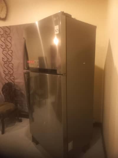 LG full size inverter refrigerator