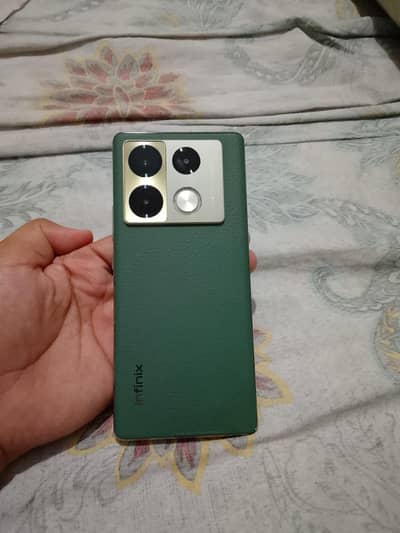 Infinix Note 40 Pro