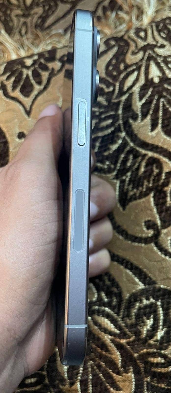 Apple iPhone 15 Pro 5
