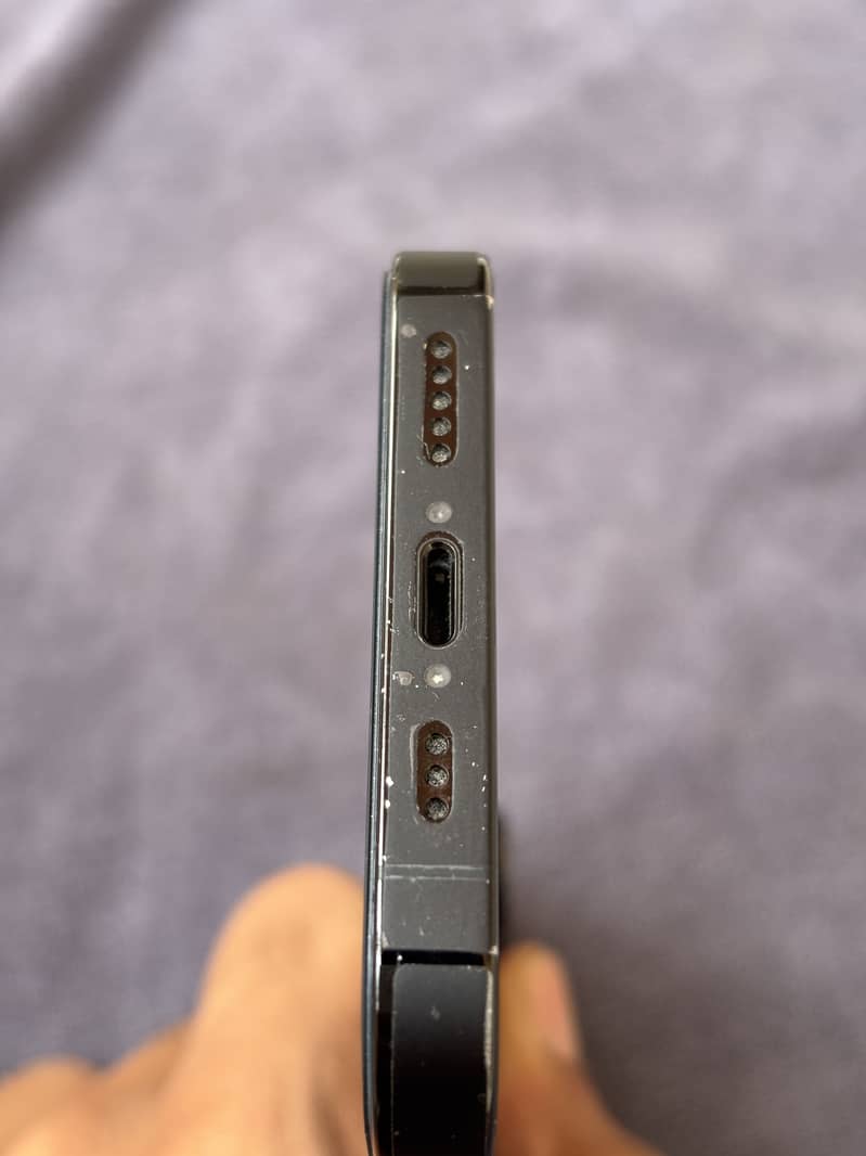 Apple iPhone 14 Pro 2