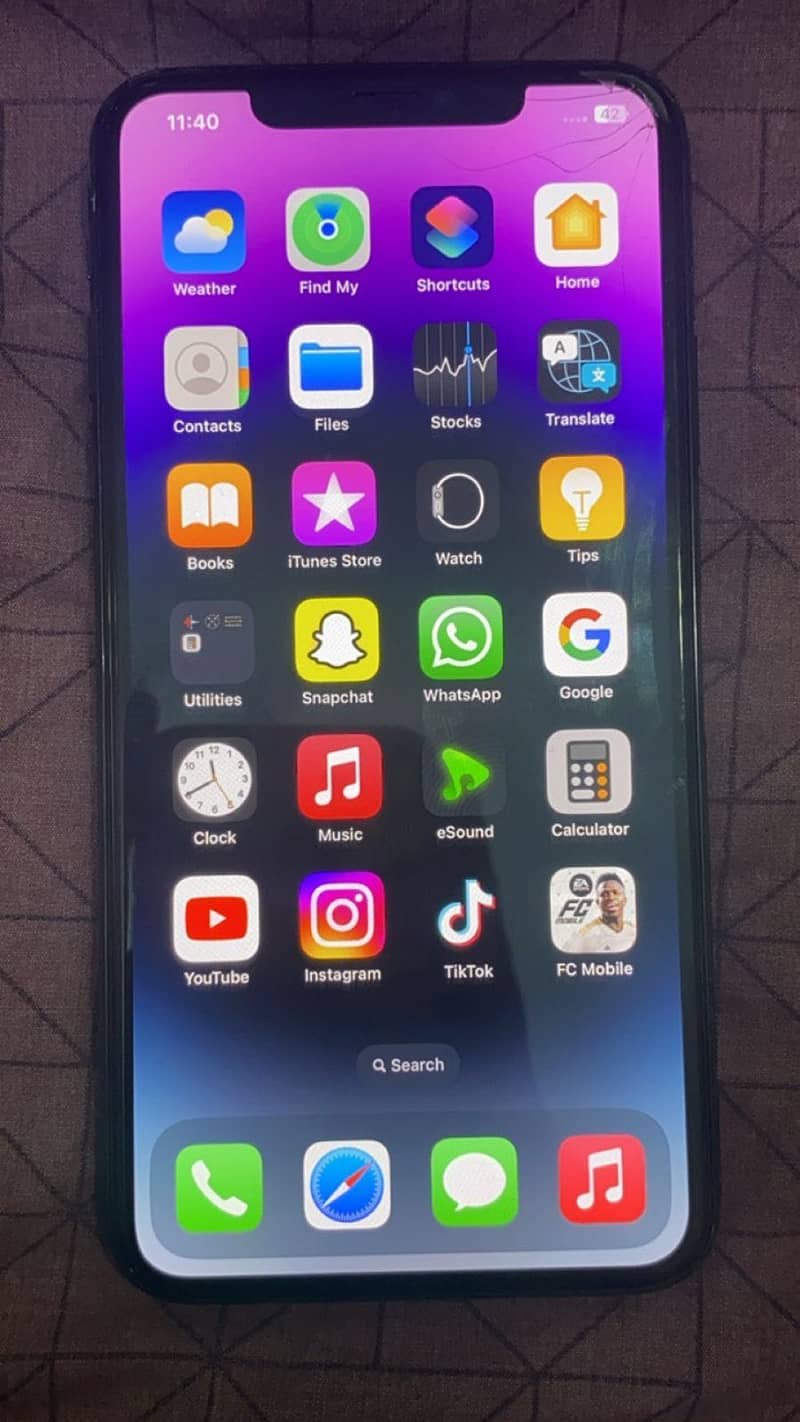 Apple iPhone 11 Pro Max 1