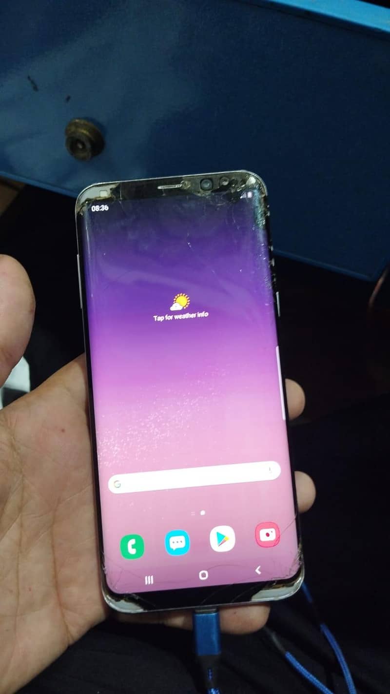Samsung Mobile S8 Plus 1