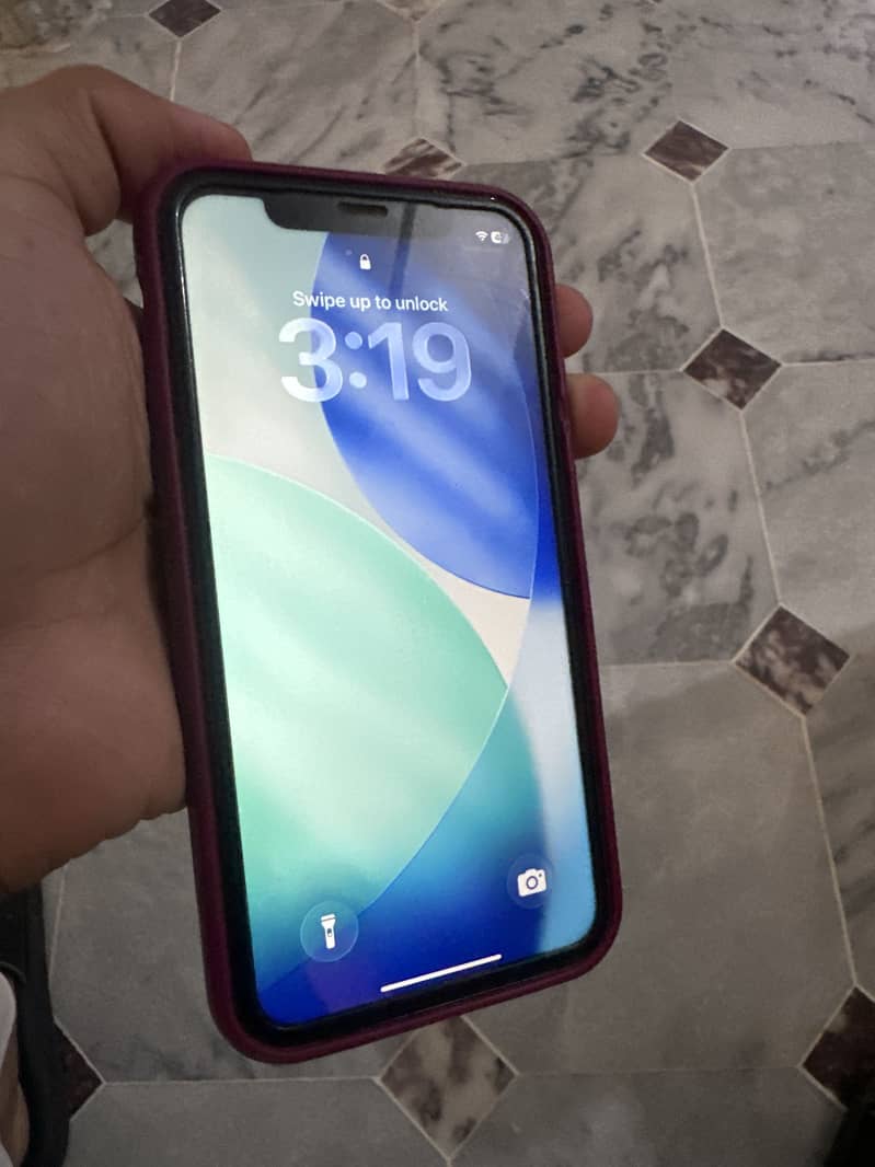 Apple iPhone 11 0
