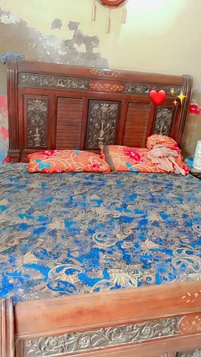 Complete Room Furniture Set – Used, Well Maintained. ”
