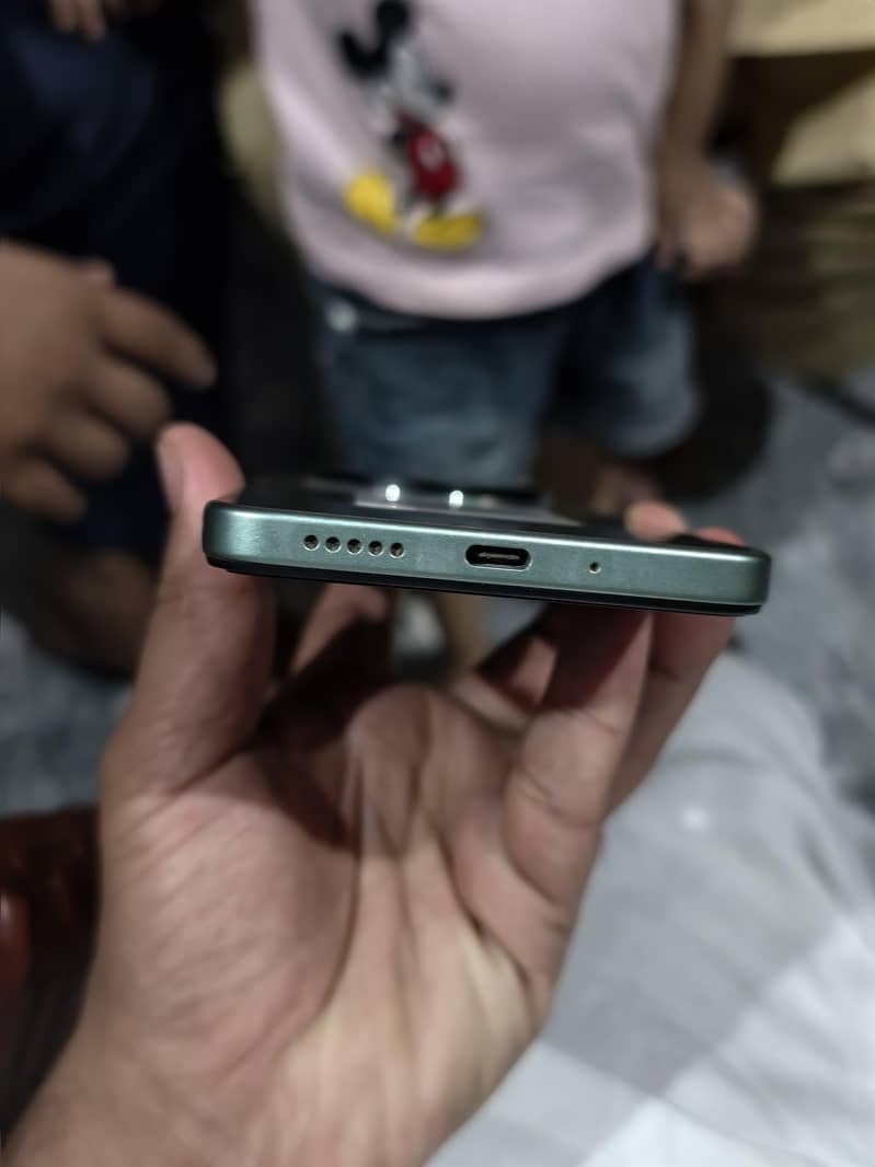 Xiaomi POCO C75 3