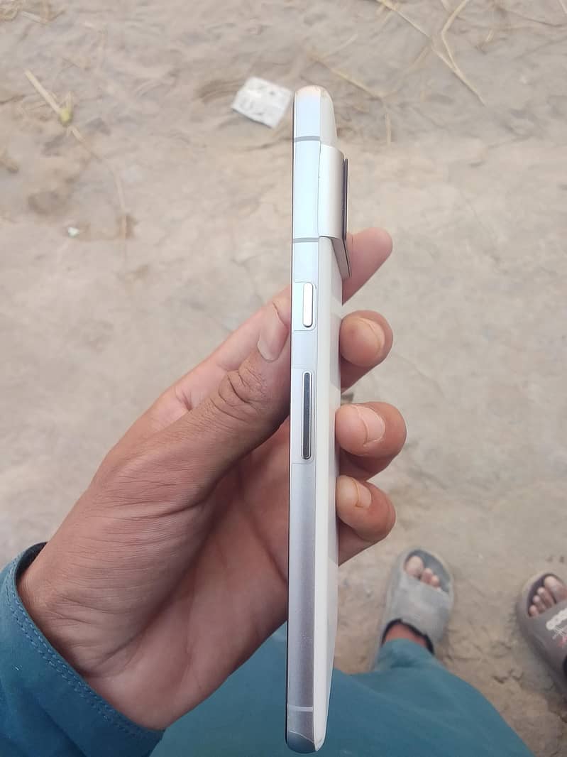 Google Pixel 7 3