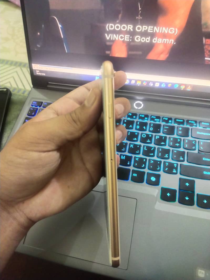 Apple iPhone 8 Plus 2