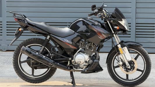 Yamaha YBR 125 2021 – Black
