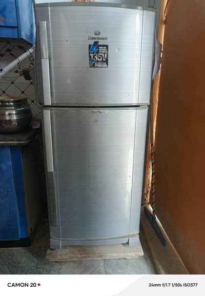 dawlance fridge 15 cubic medium size