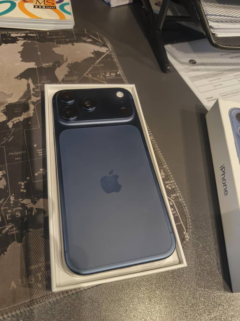 Apple iPhone 17 Pro Max 3