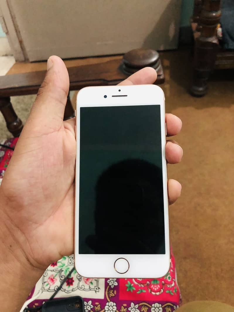Apple iPhone 8 2