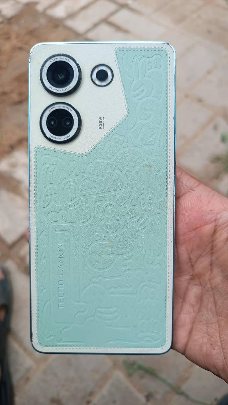 Tecno CAMON 20 Pro 5