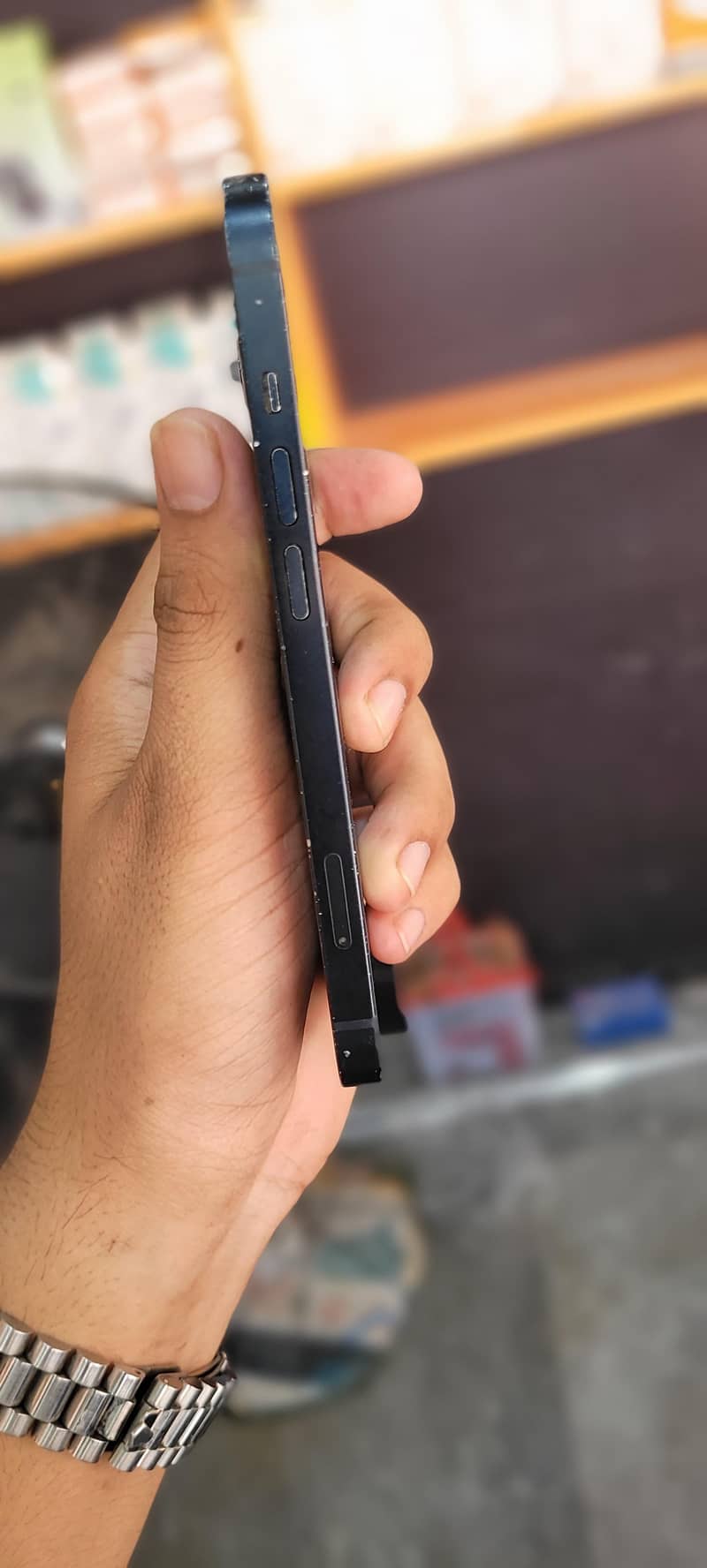 Apple iPhone 13 2