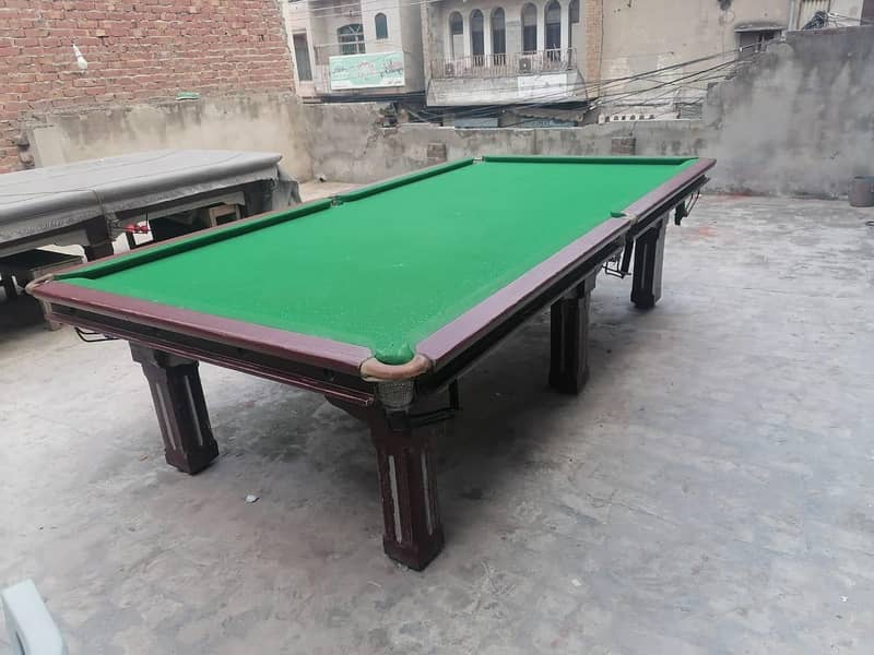 snooker table 5/10 0