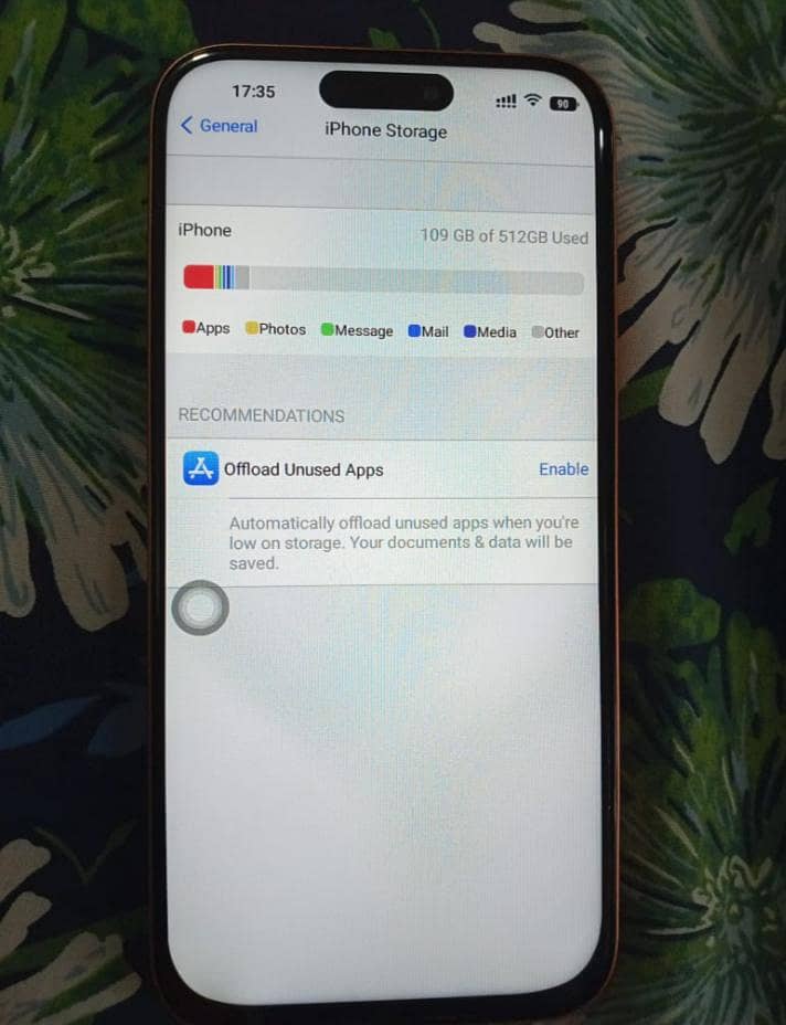 Apple iPhone 17 Pro Max 13
