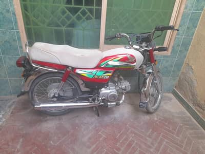 Honda CD 70 Bike for sale