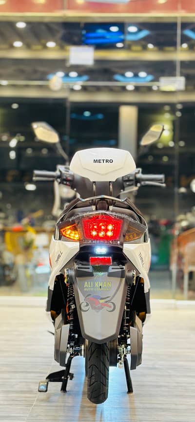 Evee Scooty Kings Yadea Metro Evee Evon Okla EV Female scooty  Ramza