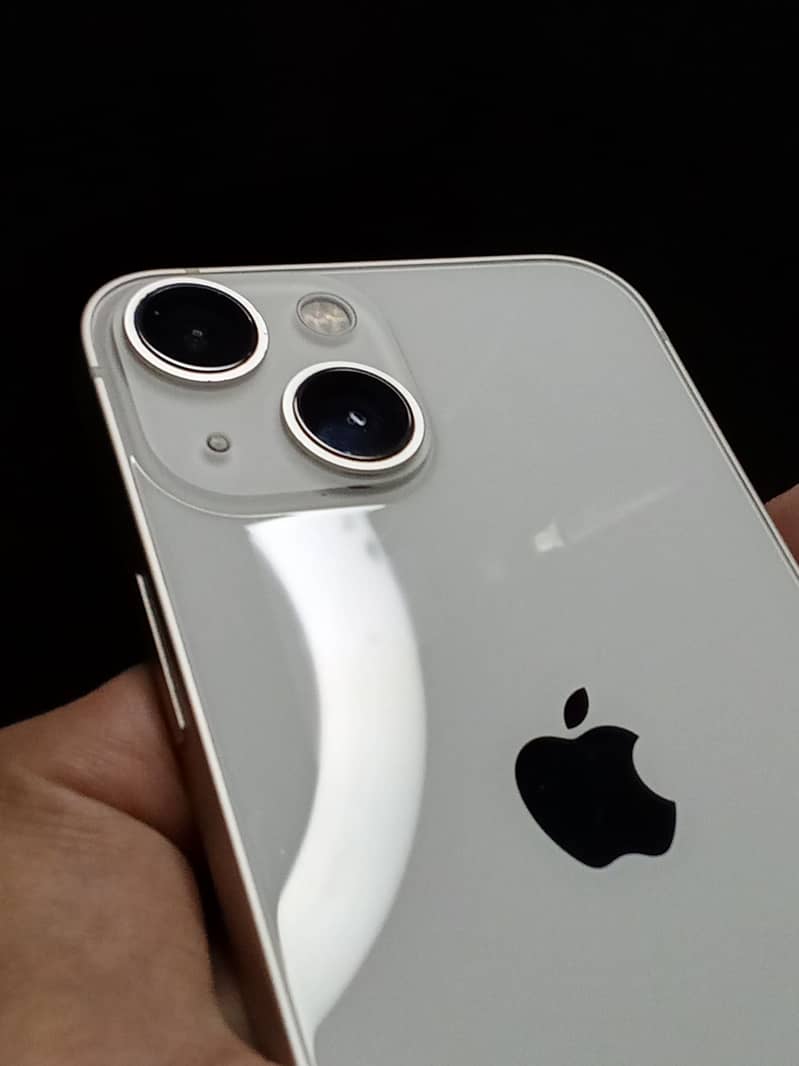 Apple iPhone 13 mini 1
