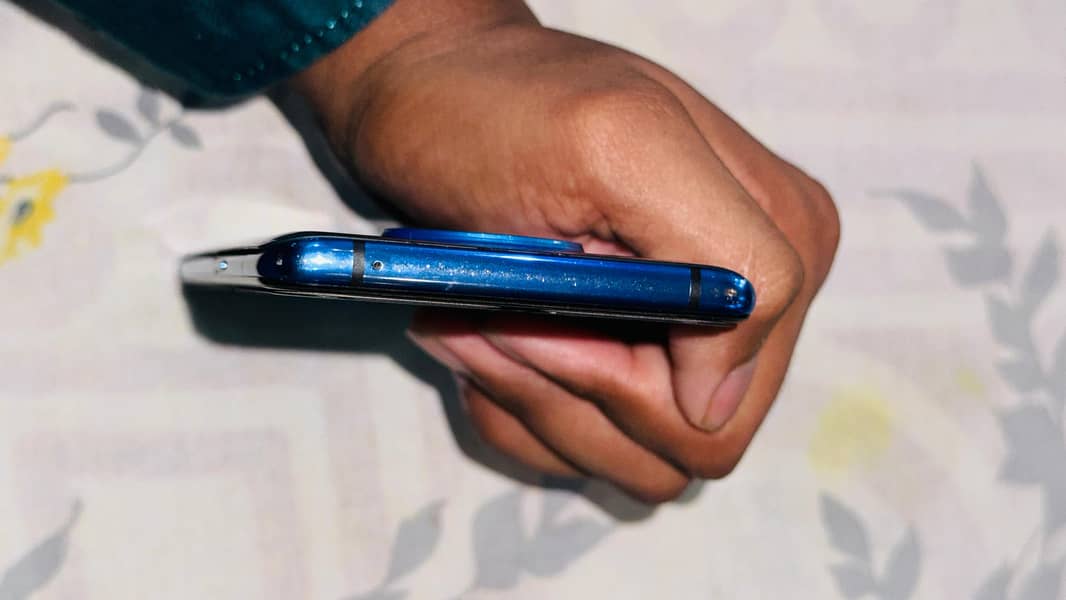 One Plus 7T 3
