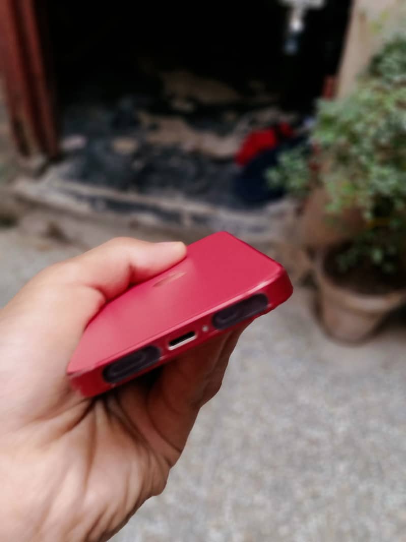 Apple iPhone 12 mini 4