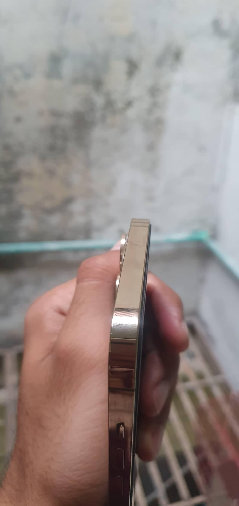 Apple iPhone 12 Pro Max 4