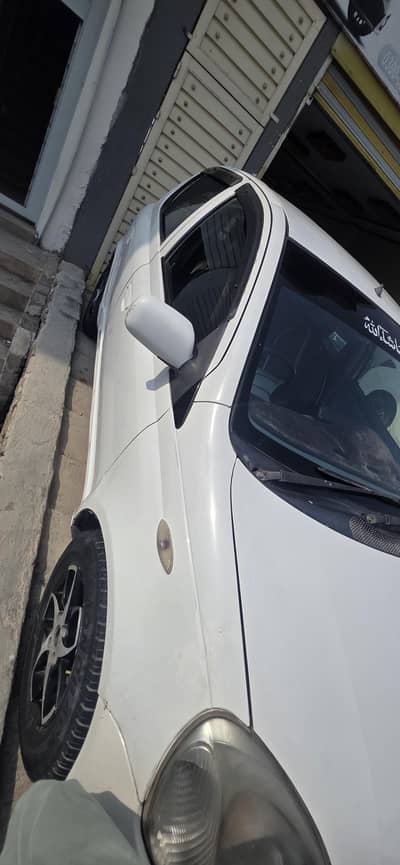 Toyota Vitz 2000