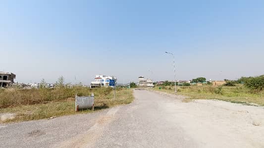 CDA SECTOR PARK ENCLVE #2(50*90) PLOT FOR SALE.