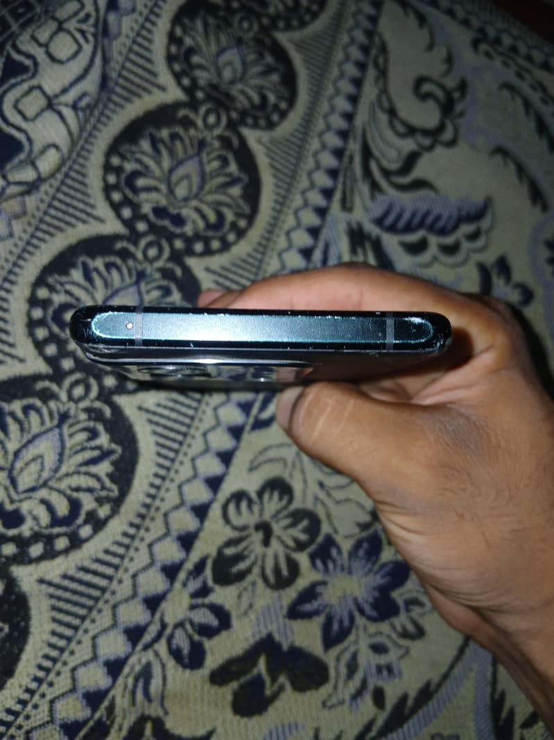 One Plus 10 Pro 5