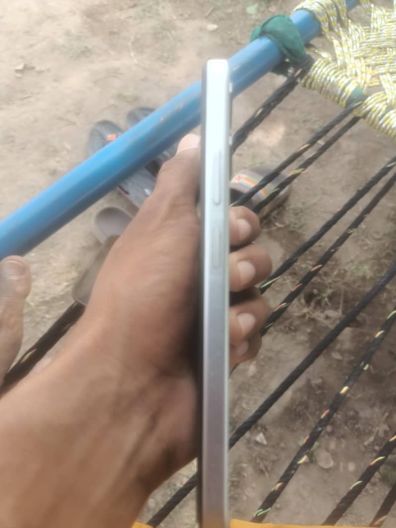 OPPO A6c 3