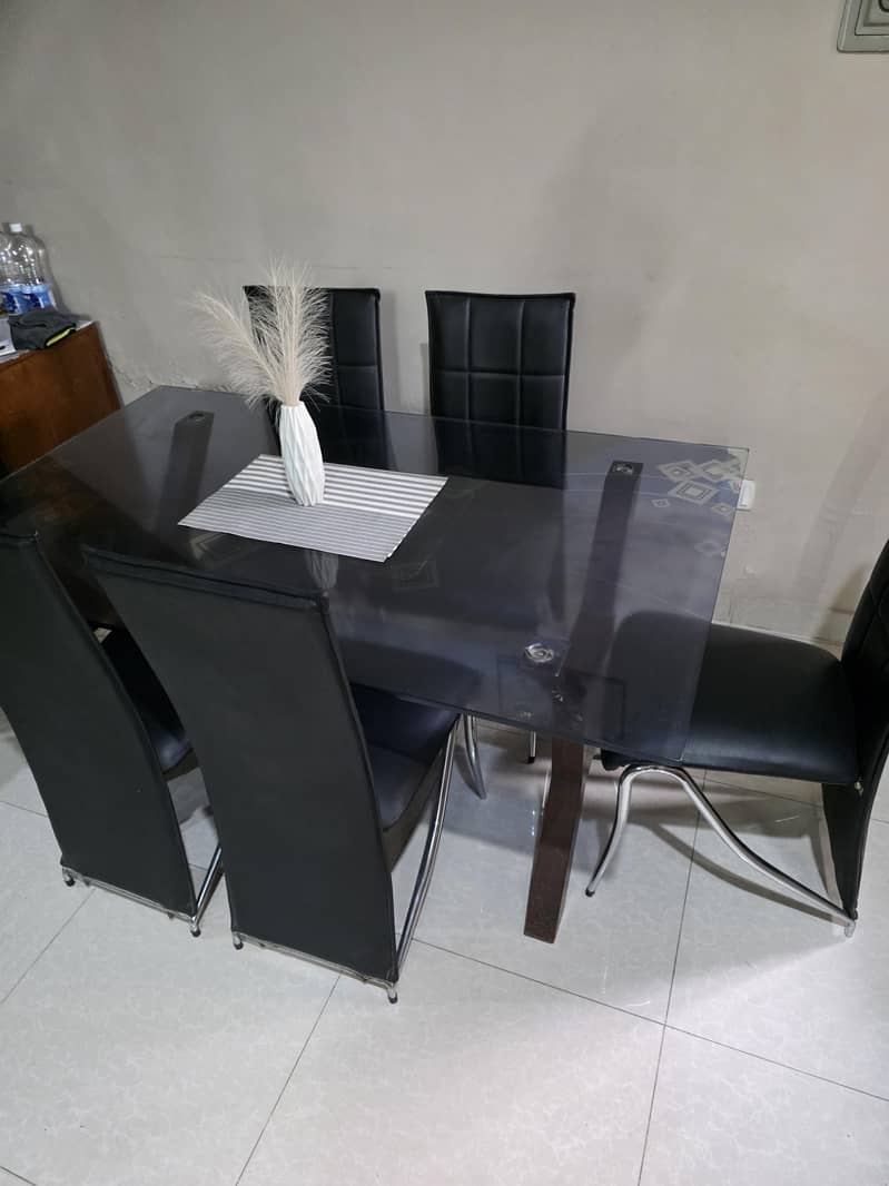 Dining Table + 06 Chairs 1