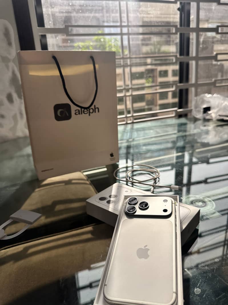 Iphone 17 pro max 1
