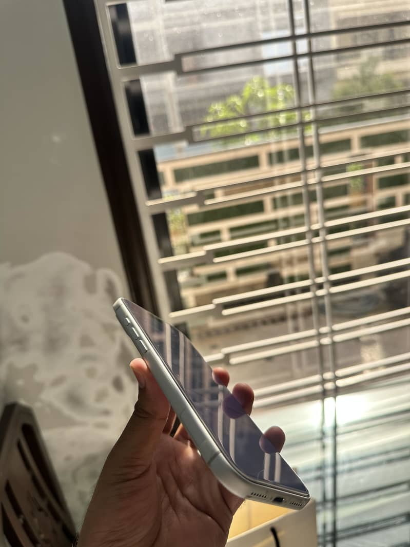 Iphone 17 pro max 8