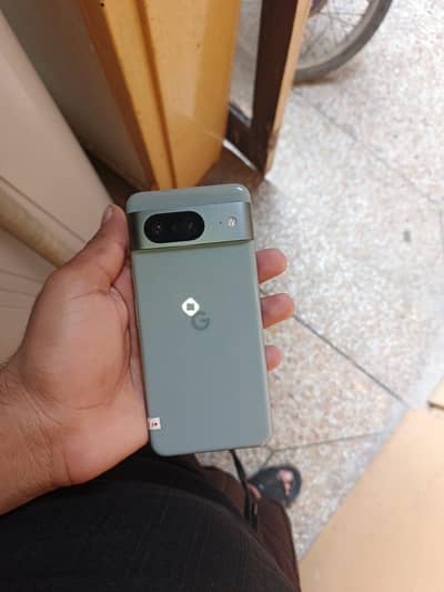 Google Pixel 8
