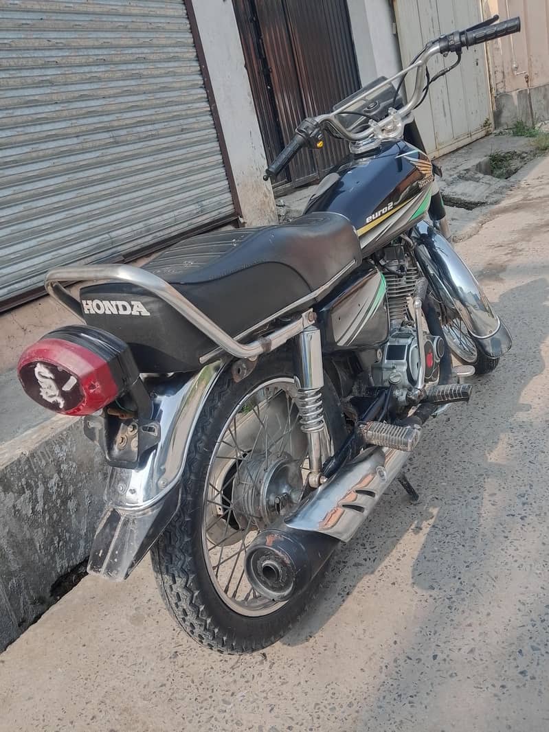 125cg 2