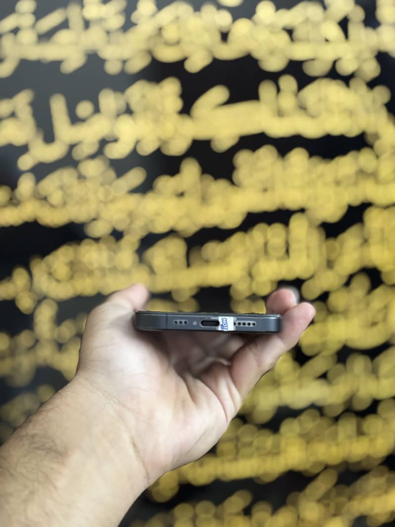 Apple iPhone 15 Pro 1