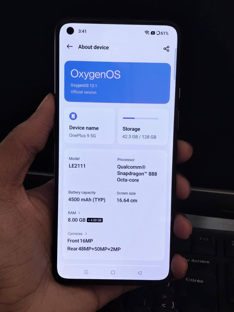 One Plus 9 (5G) 1