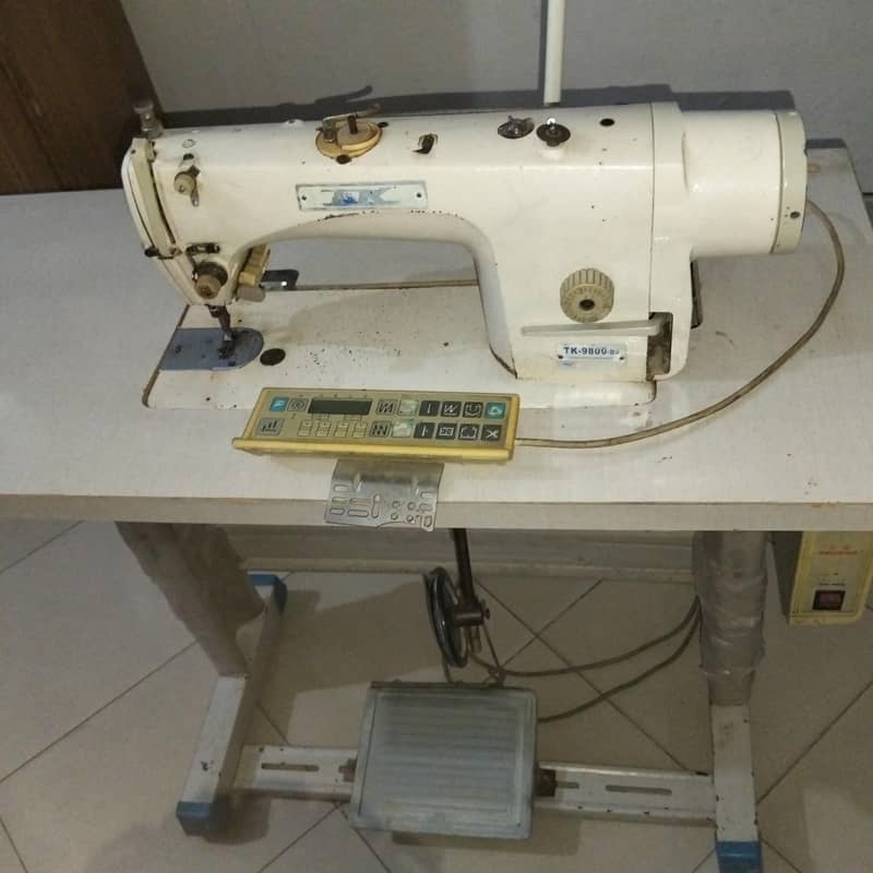 SEWING  MACHINE  2
