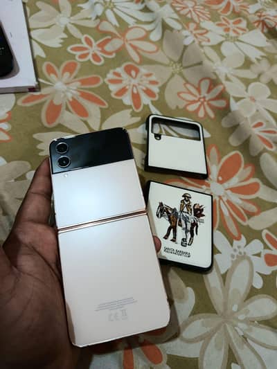Samsung Mobile Z Flip 4