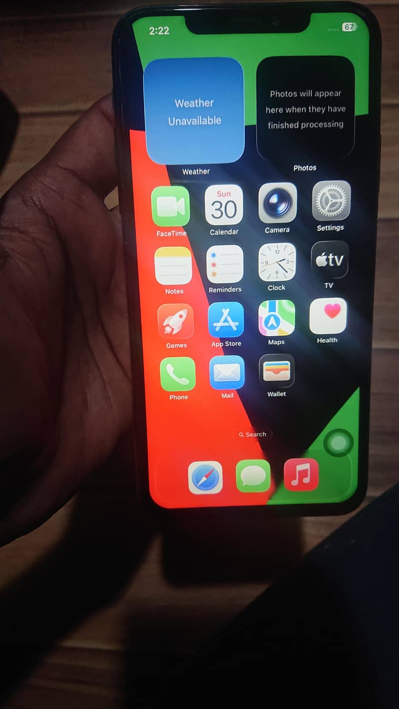 Apple iPhone 11 Pro Max 9