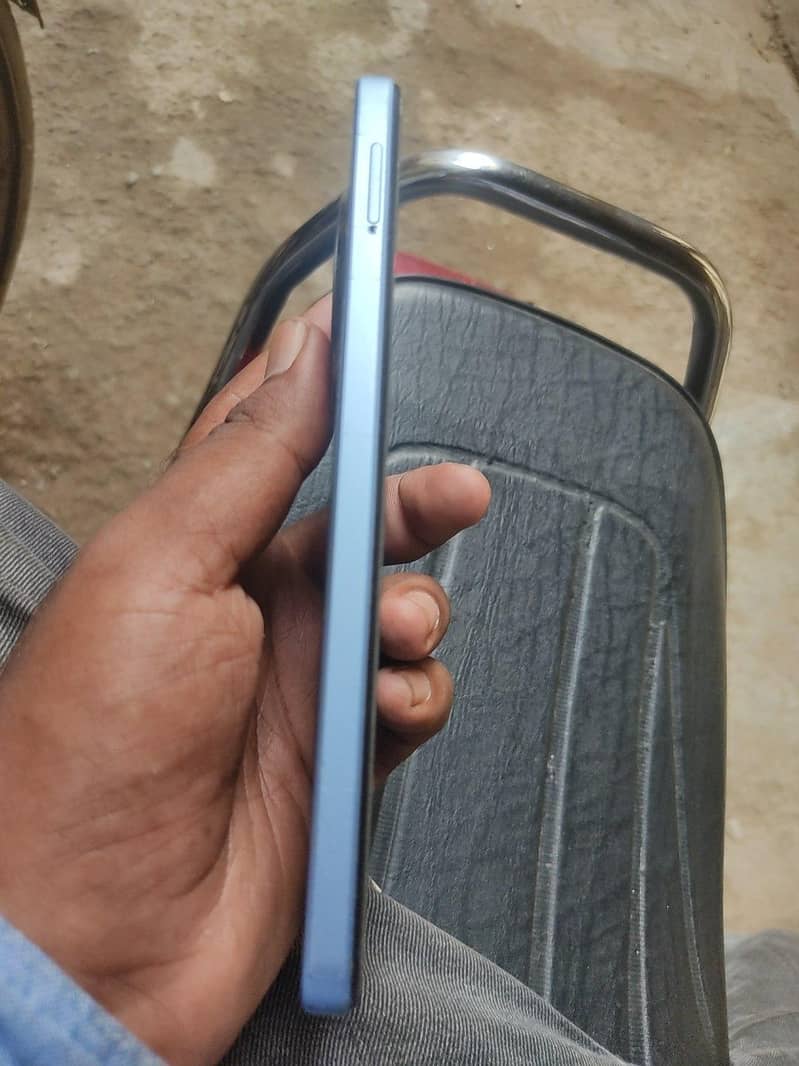 Redmi 4/128 5