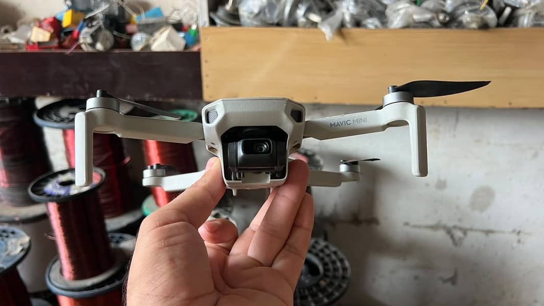 dji mavic mini drone 0