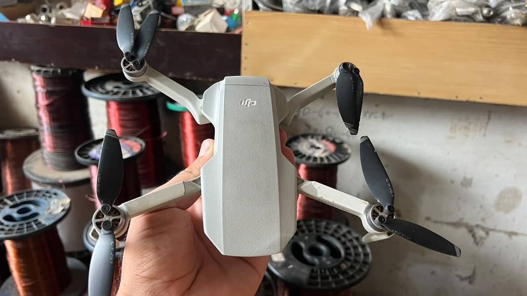 dji mavic mini drone 4