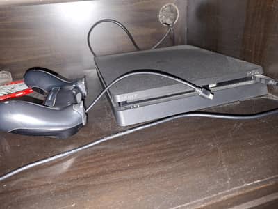 PS4 for sale. Good condition