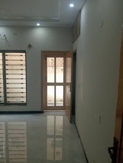 7marla 5beds DD TV lounge kitchen attached baths like brand new house for rent in G 13 2 islamabad
