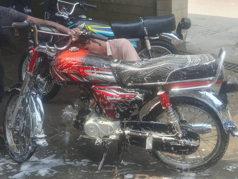 United cd 70Cc 1