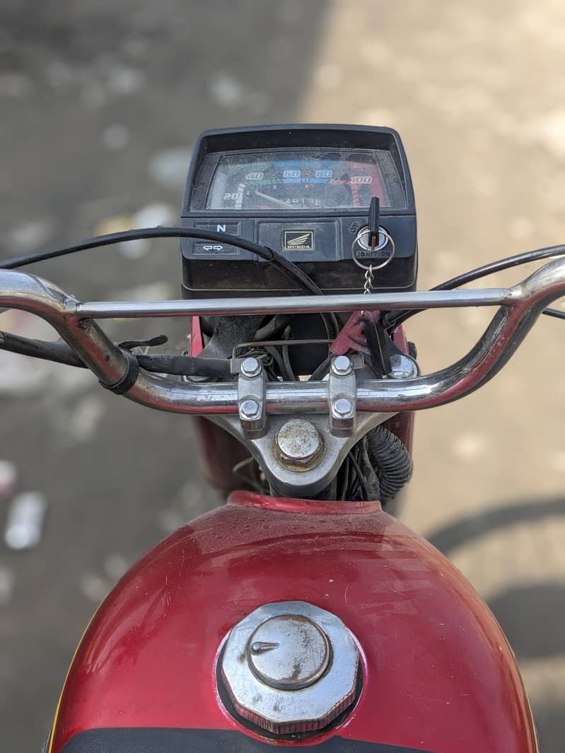 United cd 70Cc 4